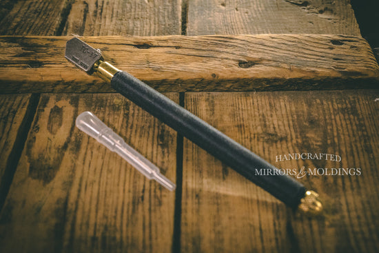 Toyo Oiled Glass Cutter - Professional Grade